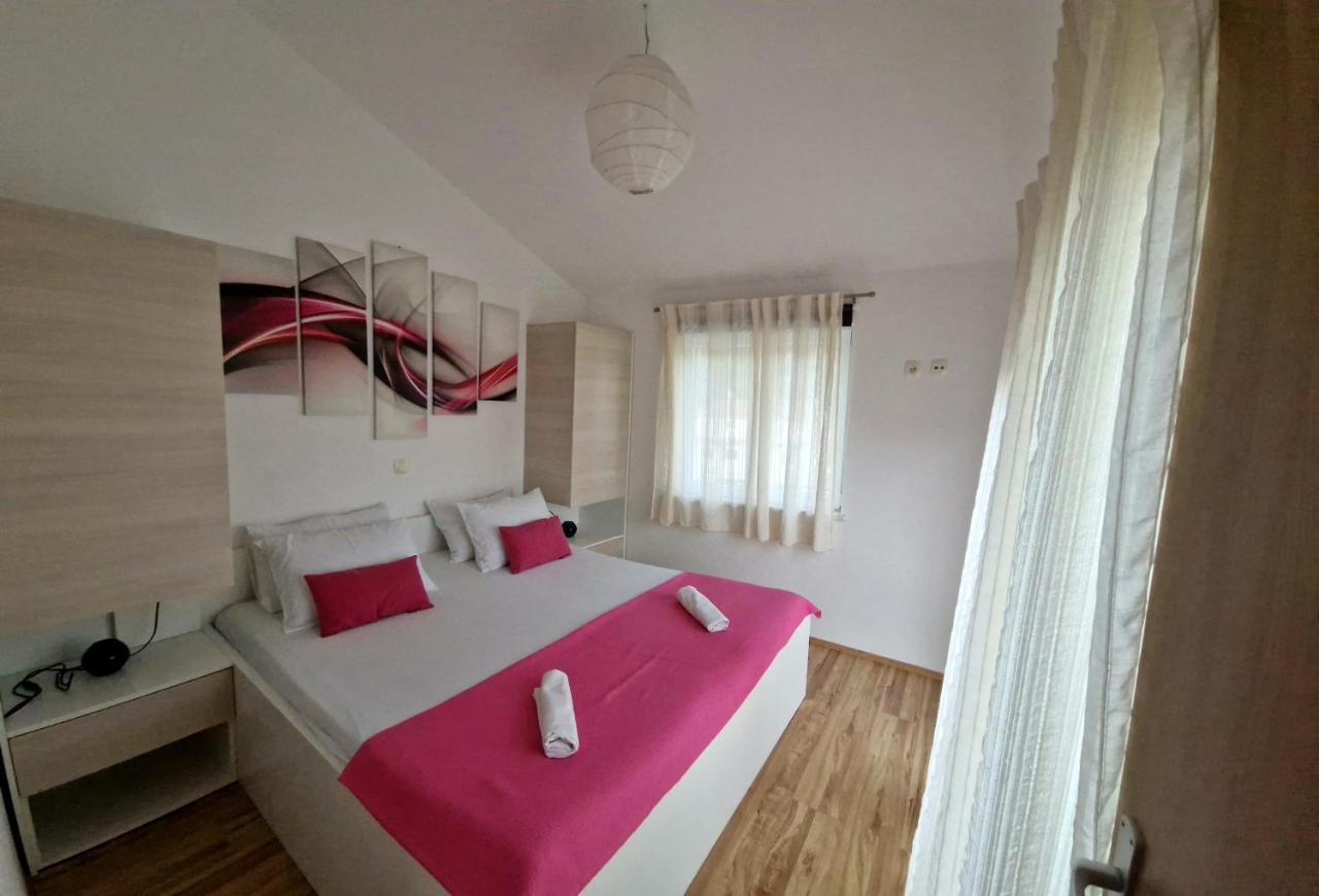 Apartman Relax Apartment Marina Ngoại thất bức ảnh
