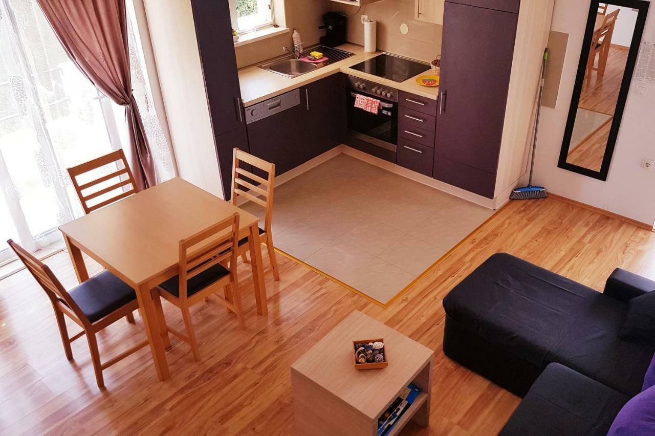 Apartman Relax Apartment Marina Ngoại thất bức ảnh